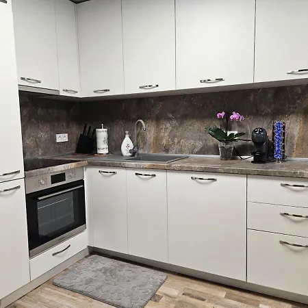 Flat, Close To The Apartament Burgas City