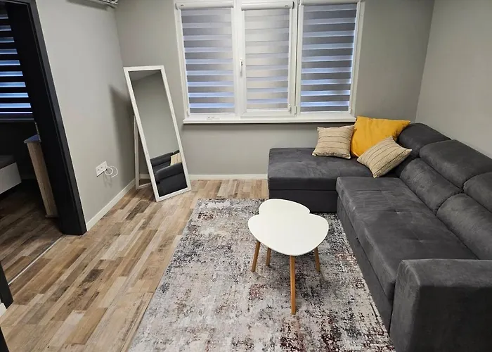 Flat, Close To The 부르가스